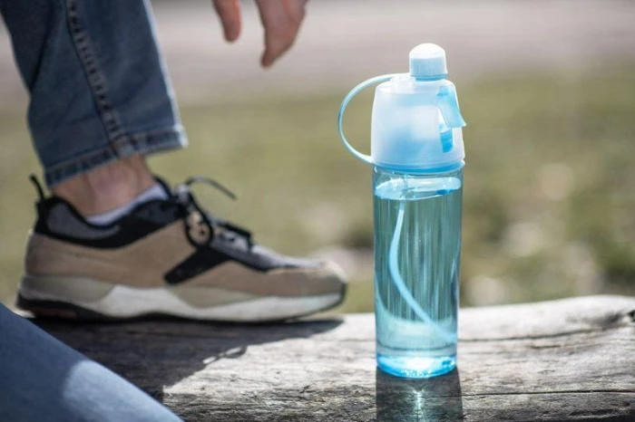 Bidon ze zraszaczem SPRAY 600 ml z nadrukiem logo Zdjęcie 10