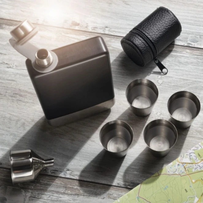 Zestaw piersiówka, kieliszki i lejek TAHAT Schwarzwolf do naniesienia logo Zdjęcie 6