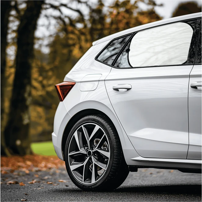 Zestaw samochodowych osłon przeciwsłonecznych SUN GUARD do nałożenia logo Zdjęcie 6