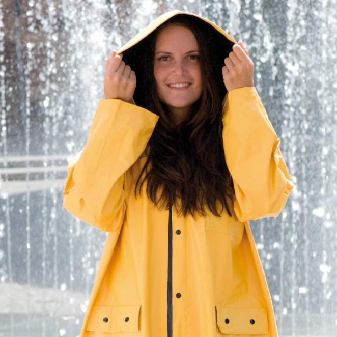 Płaszcz przeciwdeszczowy z logo firmy Zdjęcie 2