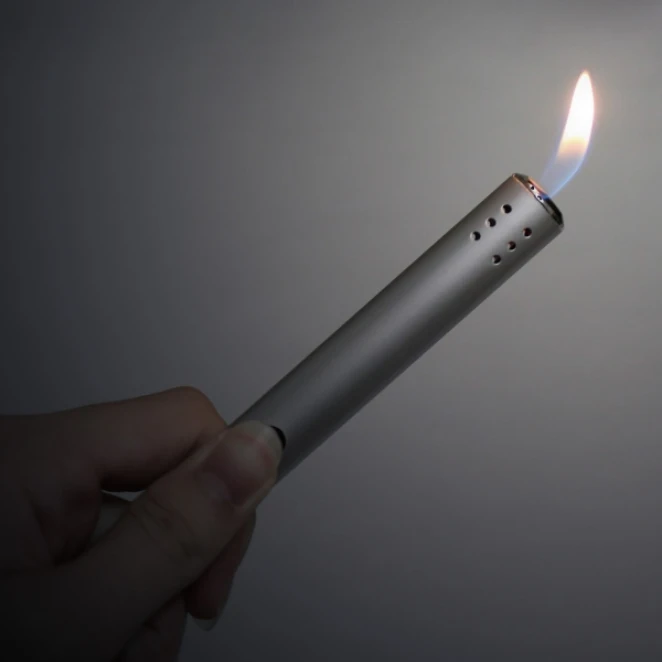 Zapalarka metalowa z logo firmy Zdjęcie 2