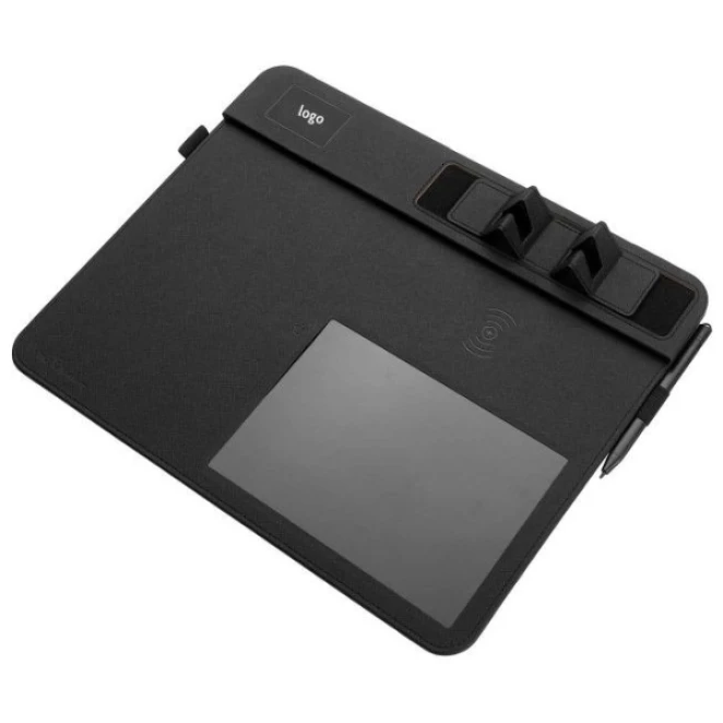 Podkładka pod mysz z ładowarką indukcyjną TAPIS Pierre Cardin z logo firmy Zdjęcie