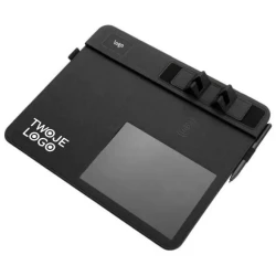 Podkładka pod mysz z ładowarką indukcyjną TAPIS Pierre Cardin z logo firmy